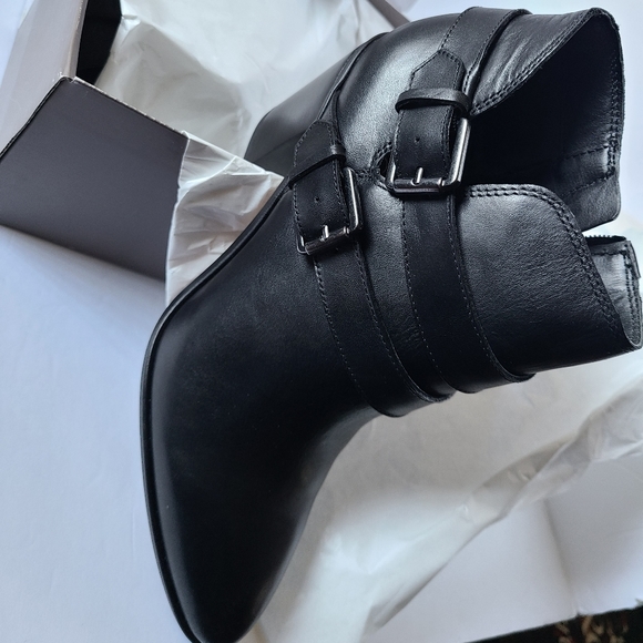Franco Sarto Booties NIB - Picture 4 of 6